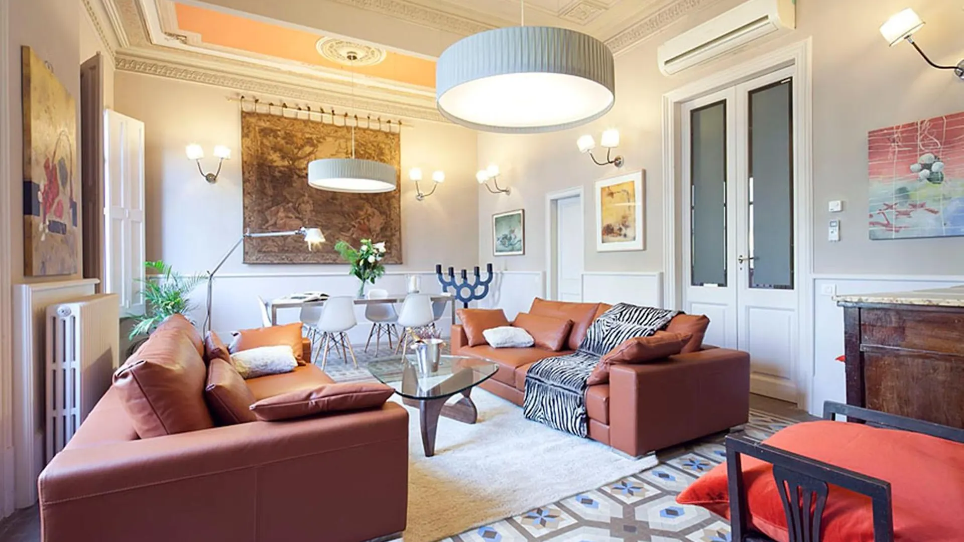 My Space Emirates - Apartments In Rambla De Catalunya Barcelona Spain
